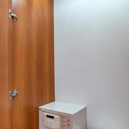 ホテル Uras フェティエ