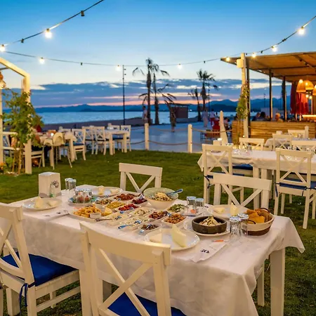 Uras Hotell