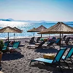 Uras Ξενοδοχείο 3*